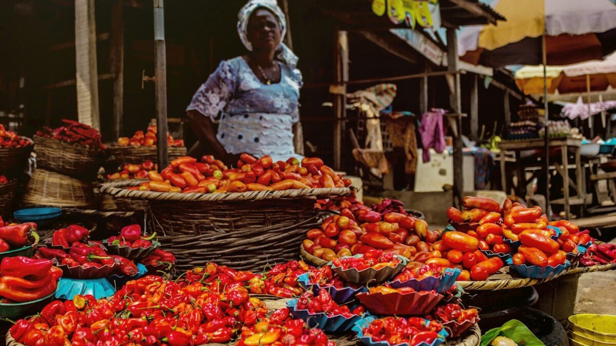 African market trader managing a distribution business
